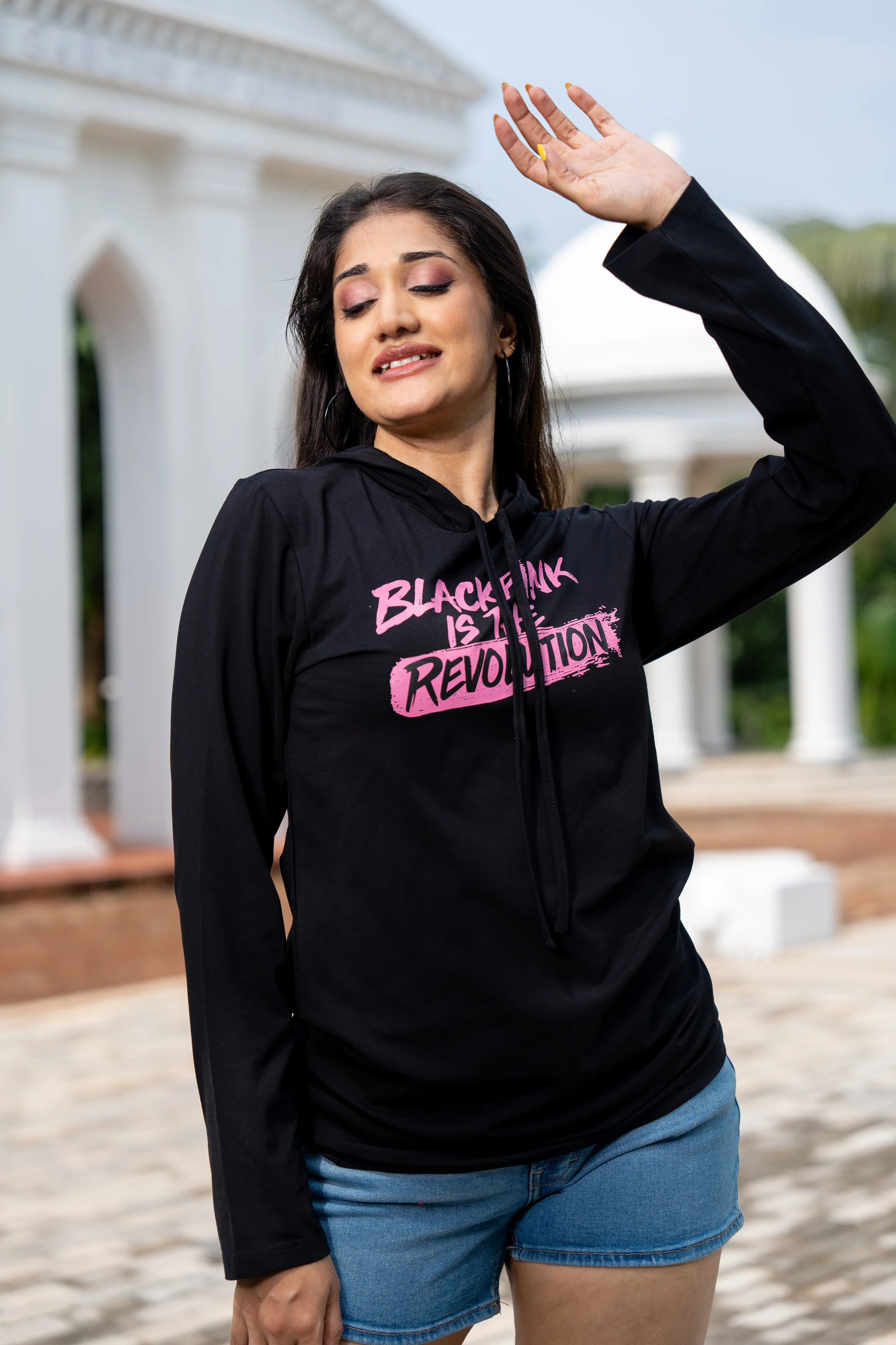 Trendy Women’s Jackets and Hoodies